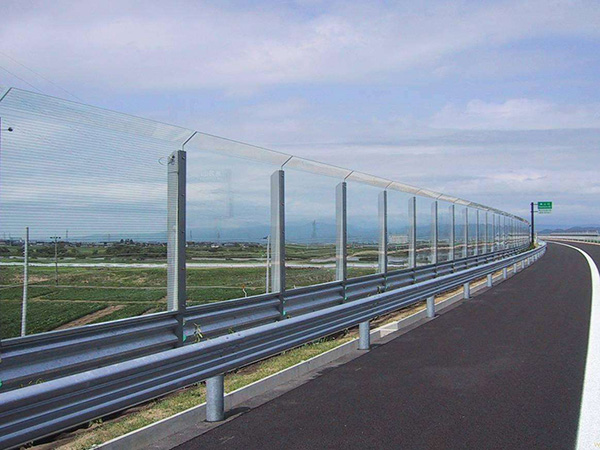 高速公路声屏障